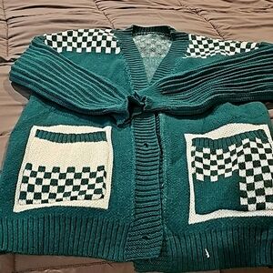 Size Large vintage checkered cardigan